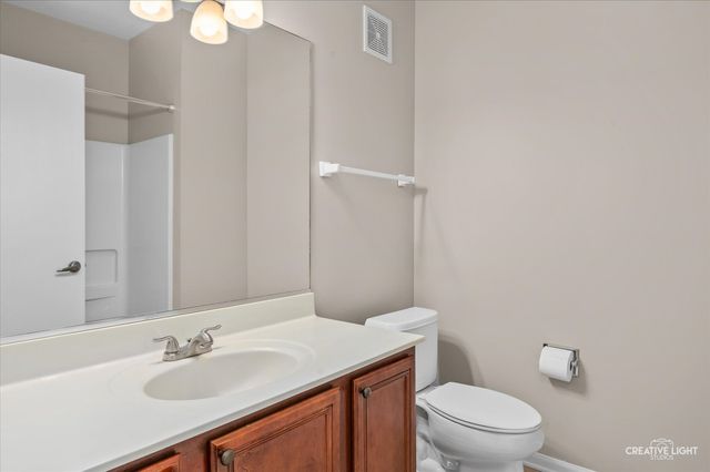 8814 CONCORD Lane H, Justice, IL 60458