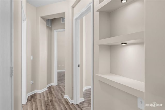 8814 CONCORD Lane H, Justice, IL 60458