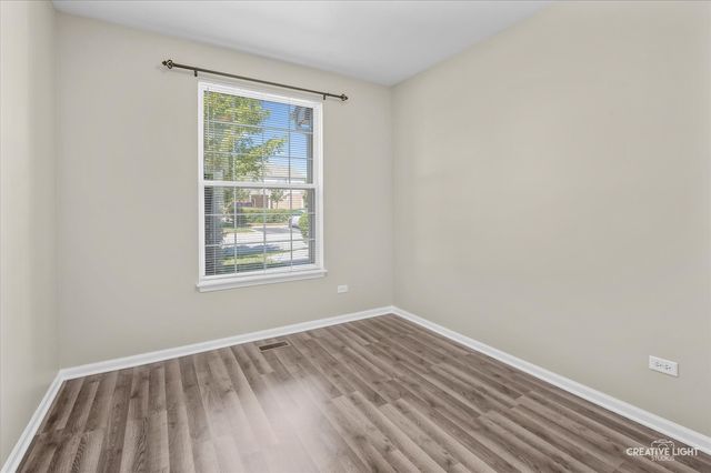 8814 CONCORD Lane H, Justice, IL 60458