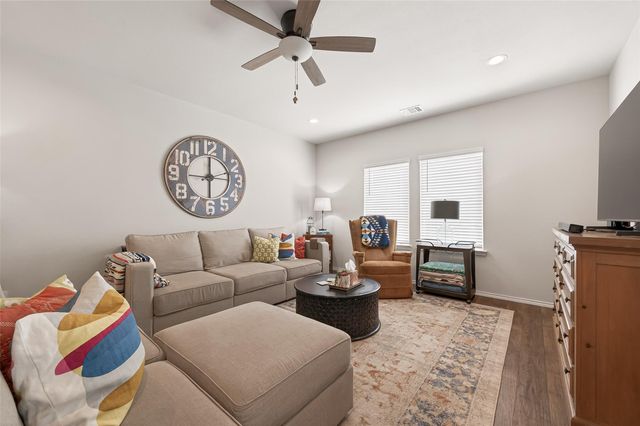 14927 Prickly Pear Cove, Magnolia, TX 77354