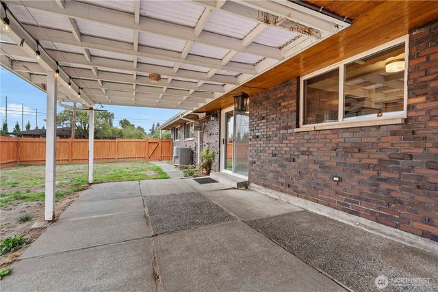 1516 G Street SE, Auburn, WA 98002