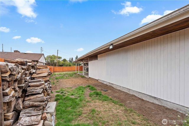 1516 G Street SE, Auburn, WA 98002