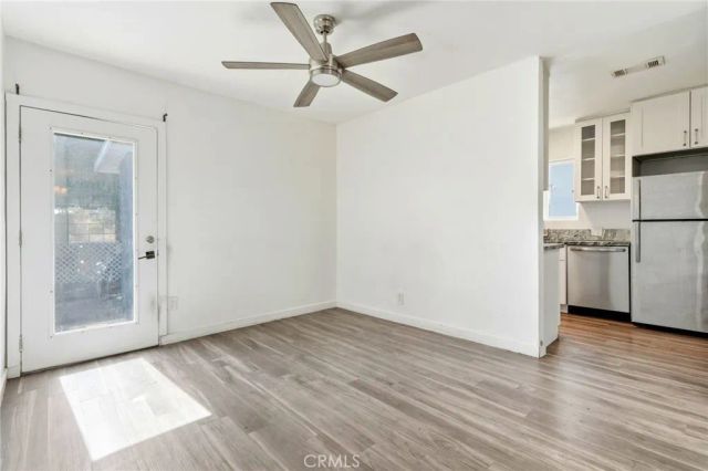 18308 Gresham, Northridge, CA 91325