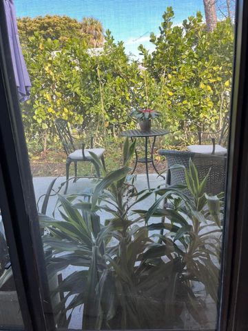 735 NE 37th Street B, Oakland Park, FL 33334