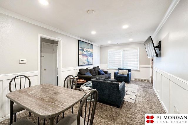 627-629 N 41st Street, Omaha, NE 68131