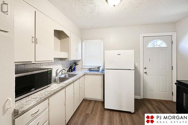 627-629 N 41st Street, Omaha, NE 68131