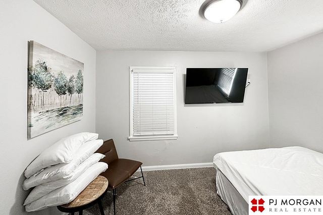 627-629 N 41st Street, Omaha, NE 68131