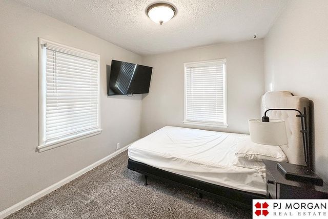 627-629 N 41st Street, Omaha, NE 68131