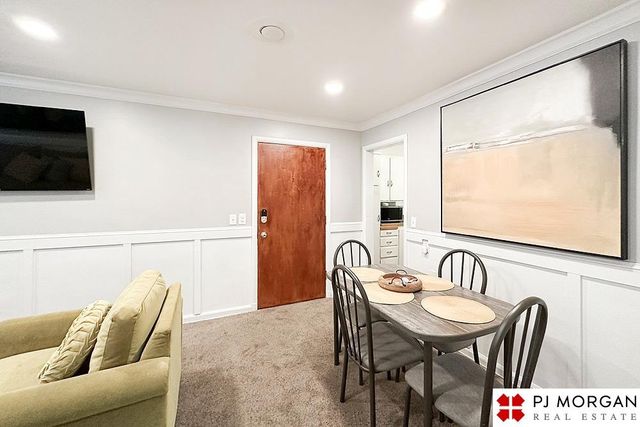 627-629 N 41st Street, Omaha, NE 68131