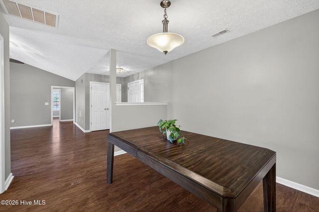 2800 White Road, Wilmington, NC 28411