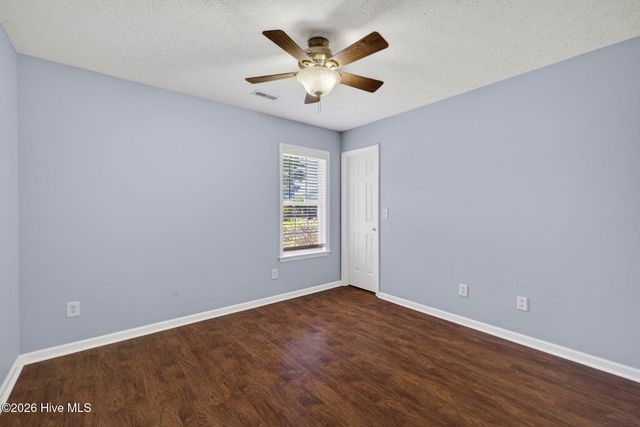 2800 White Road, Wilmington, NC 28411
