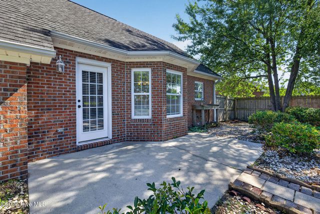 2800 White Road, Wilmington, NC 28411