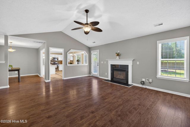 2800 White Road, Wilmington, NC 28411