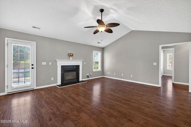 2800 White Road, Wilmington, NC 28411