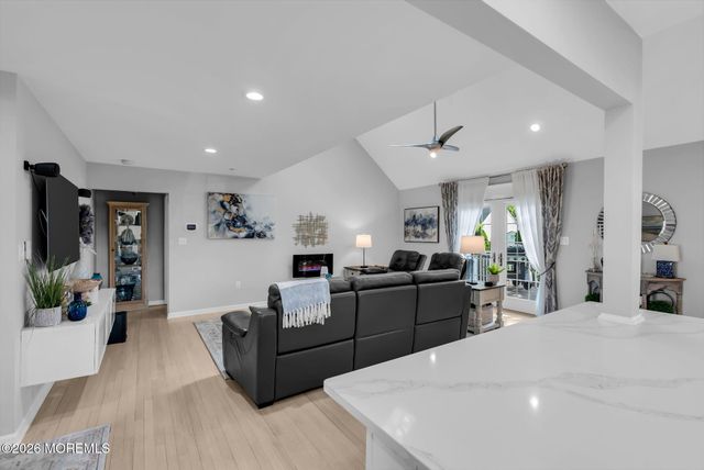 1870 Breakers Drive, Manahawkin, NJ 08050