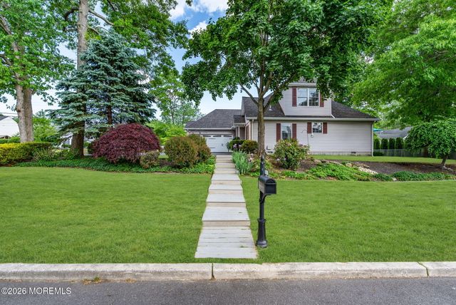 1870 Breakers Drive, Manahawkin, NJ 08050