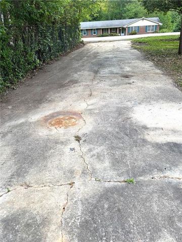 3606 Sullivan Drive, Douglasville, GA 30135