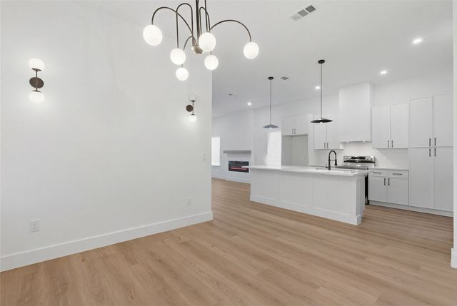 2515 Macon Street, Dallas, TX 75215