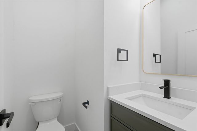 2515 Macon Street, Dallas, TX 75215