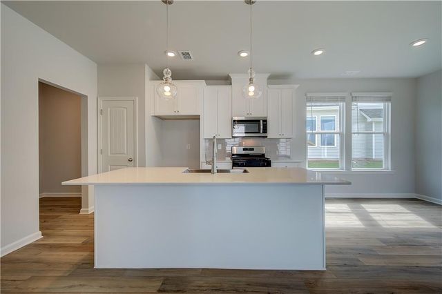 275 Abbotts Crossing Circle, Conyers, GA 30094