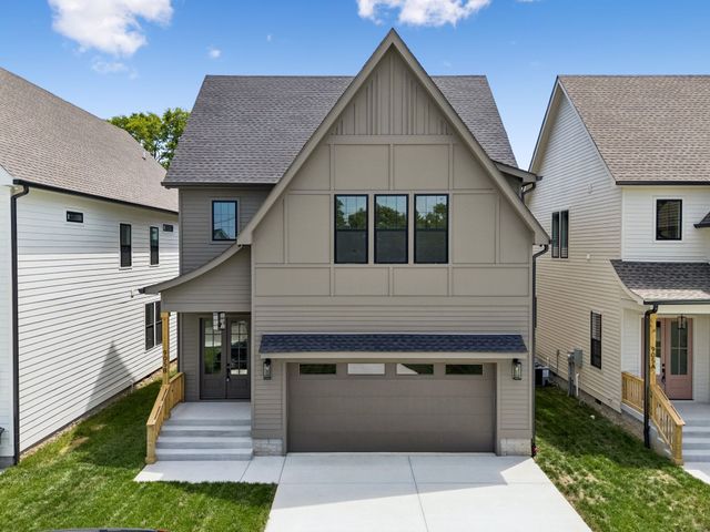 905B Potter Ln, Nashville, TN 37206