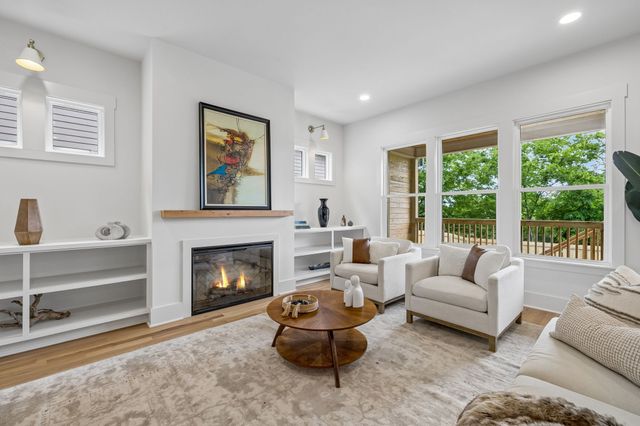 905B Potter Ln, Nashville, TN 37206