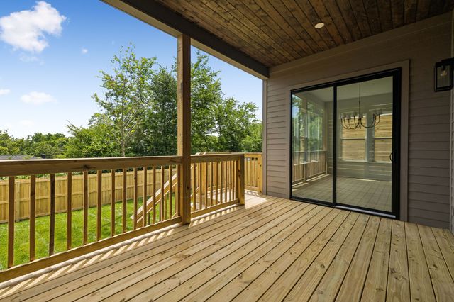 905B Potter Ln, Nashville, TN 37206