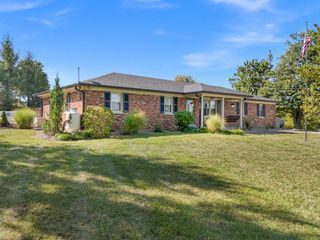 7355 Lebanon Road, Danville, KY 40422