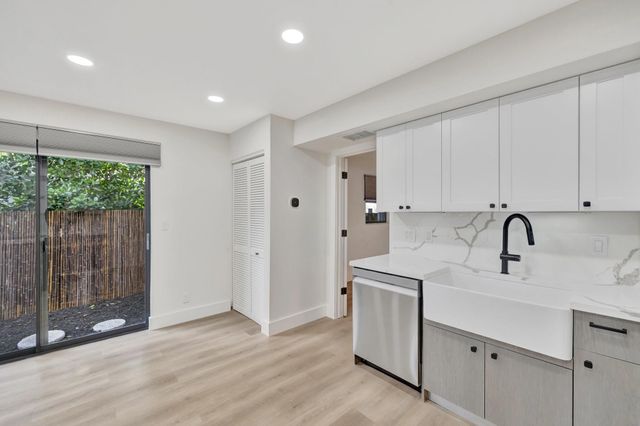 415 SW 7th Ave 415, Fort Lauderdale, FL 33312