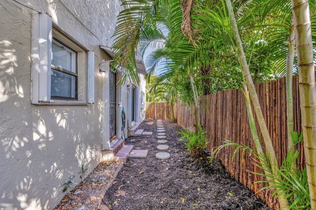 415 SW 7th Ave 415, Fort Lauderdale, FL 33312