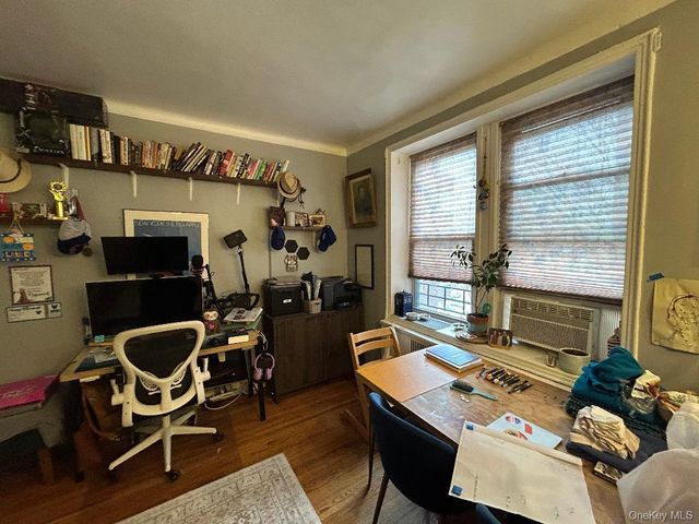 118-11 84th Avenue 418, Kew Gardens, NY 11415