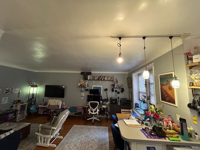 118-11 84th Avenue 418, Kew Gardens, NY 11415