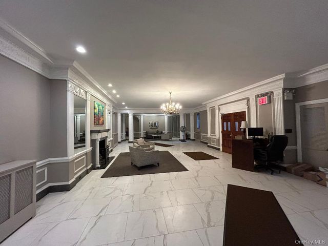 118-11 84th Avenue 418, Kew Gardens, NY 11415