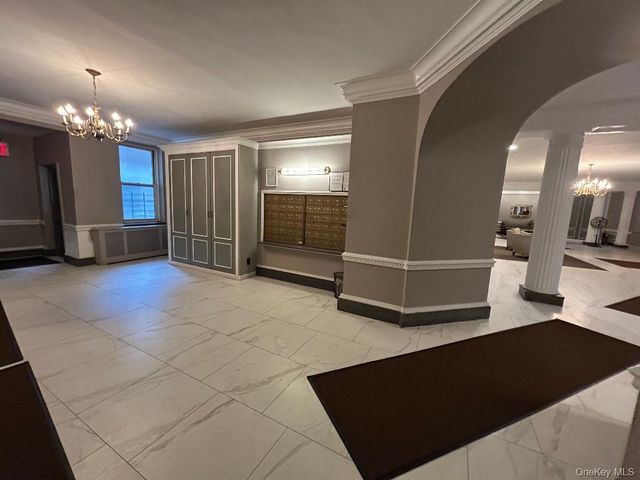 118-11 84th Avenue 418, Kew Gardens, NY 11415