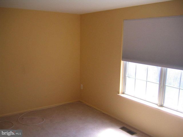 8444 GEORGIAN CT, Manassas, VA 20110