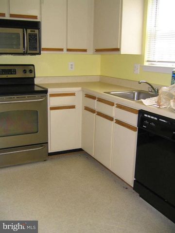 8444 GEORGIAN CT, Manassas, VA 20110