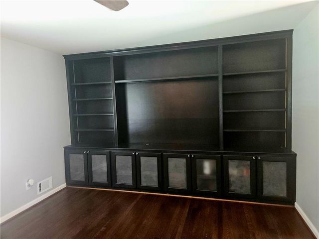 3175 Foxwood Trail, Smyrna, GA 30082