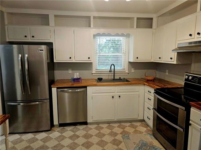 3175 Foxwood Trail, Smyrna, GA 30082