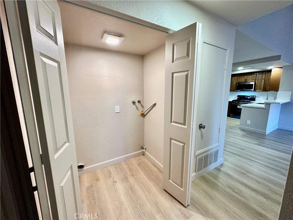 Image 37 of property listing at 10432 W Briar Oaks E, Stanton, CA 90680