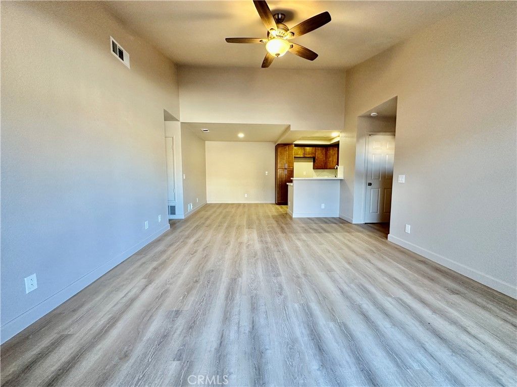 Image 9 of property listing at 10432 W Briar Oaks E, Stanton, CA 90680