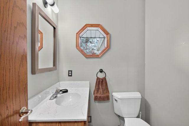 7948 Blanchard Way, Inver Grove Heights, MN 55076