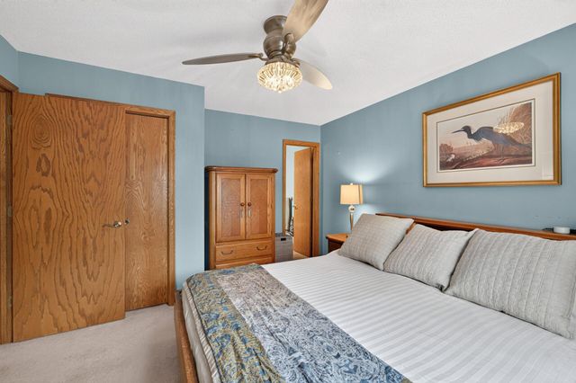 7948 Blanchard Way, Inver Grove Heights, MN 55076