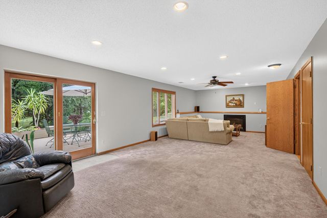 7948 Blanchard Way, Inver Grove Heights, MN 55076