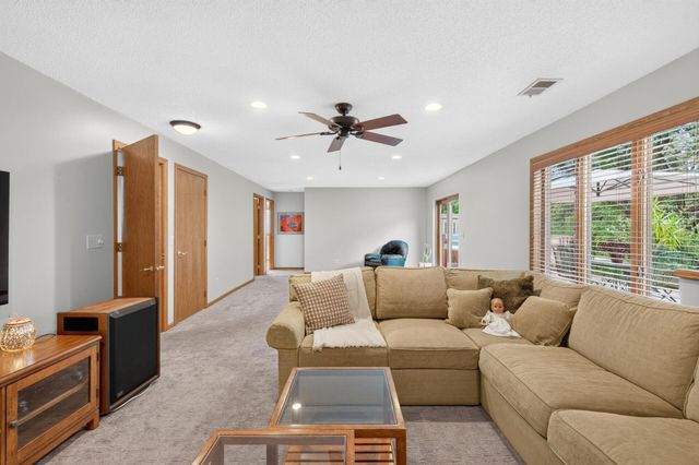 7948 Blanchard Way, Inver Grove Heights, MN 55076