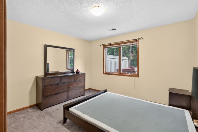 7948 Blanchard Way, Inver Grove Heights, MN 55076