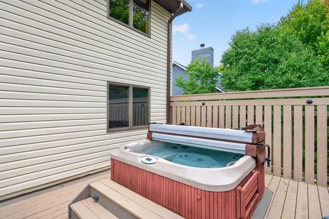 7948 Blanchard Way, Inver Grove Heights, MN 55076