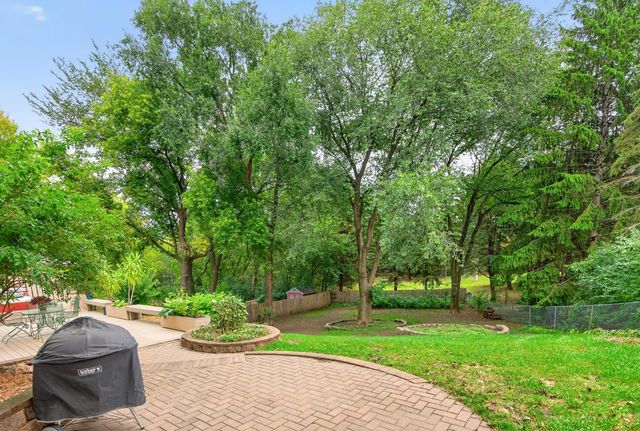 7948 Blanchard Way, Inver Grove Heights, MN 55076