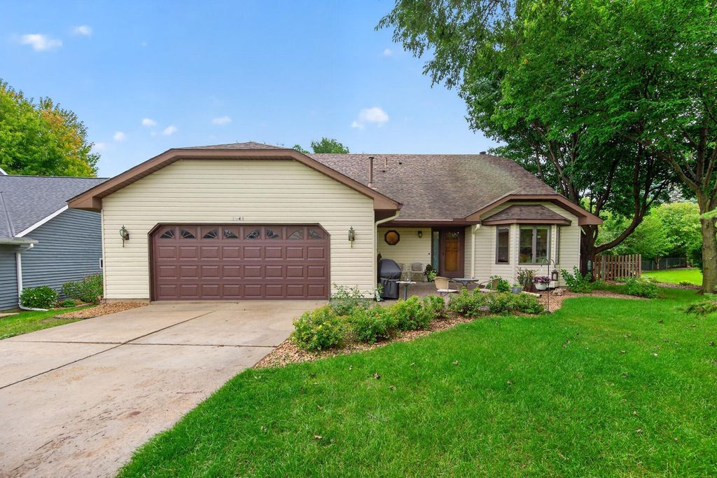 7948 Blanchard Way, Inver Grove Heights, MN 55076 — photo 2