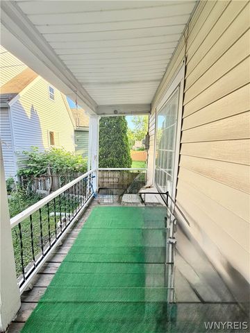 96 Saint Joseph Avenue, Buffalo, NY 14211