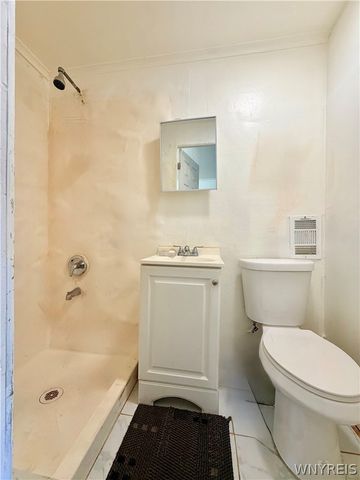 96 Saint Joseph Avenue, Buffalo, NY 14211